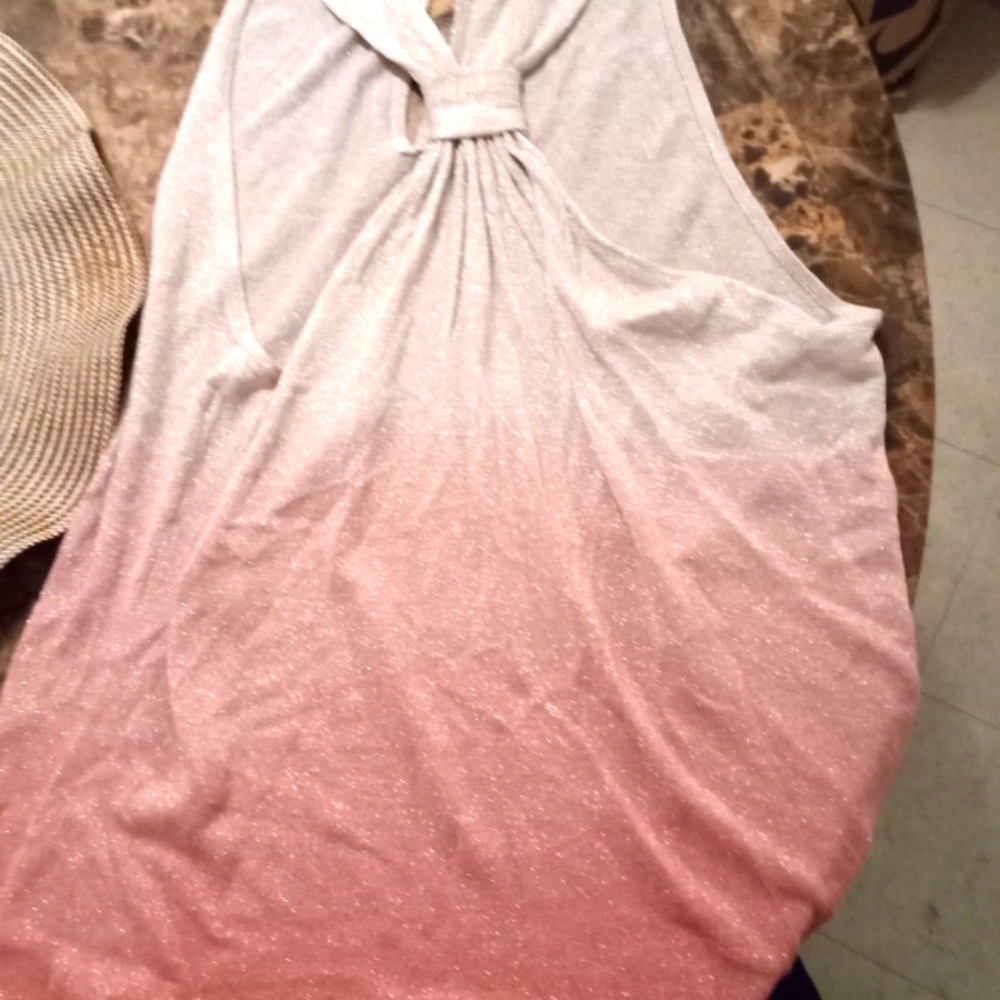 White House Black market top